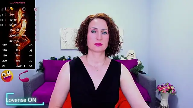 Nia Smithh online show from December 20, 2025, 2:02 pm