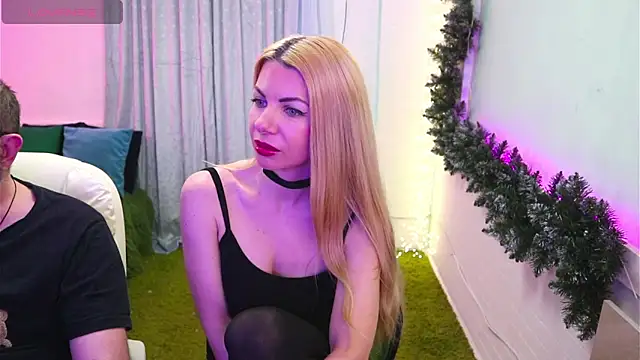 AlisaAleksandr online show from February 2, 2026, 4:27 pm