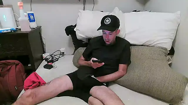 smokenstrokex online show from October 3, 2025, 2:36 pm