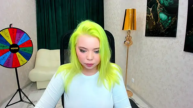 Snapshot of EnergyBunny_1 chatting on January 13, 2025, 10:35 pm EnergyBunny 1 online show from January 13, 2025, 10:35 pm