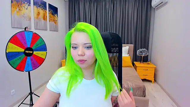 Snapshot of EnergyBunny_1 chatting on January 27, 2025, 11:43 pm EnergyBunny 1 online show from January 27, 2025, 11:43 pm