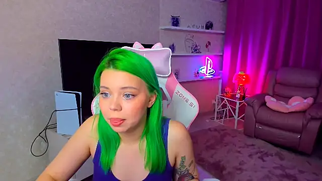 Snapshot of EnergyBunny_1 chatting on September 9, 2025, 6:18 pm EnergyBunny 1 online show from September 9, 2025, 6:18 pm