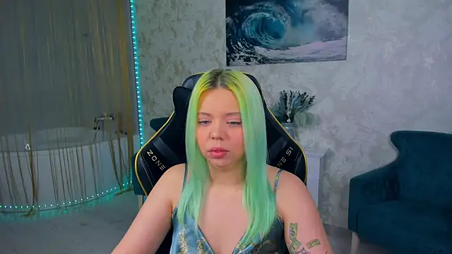 Snapshot of EnergyBunny_1 chatting on October 5, 2025, 7:23 pm EnergyBunny 1 online show from October 5, 2025, 7:23 pm