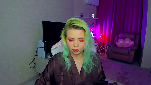 Snapshot of EnergyBunny_1 chatting on November 12, 2025, 5:13 pm EnergyBunny 1 online show from November 12, 2025, 5:13 pm