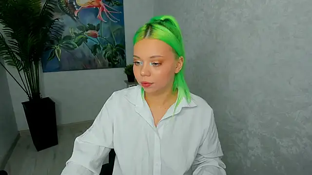 EnergyBunny 1 online show from February 8, 2026, 7:17 pm