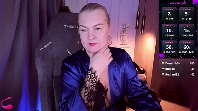 Snapshot of YolandaKiss chatting on February 26, 2025, 10:58 am YolandaKiss online show from February 26, 2025, 10:58 am
