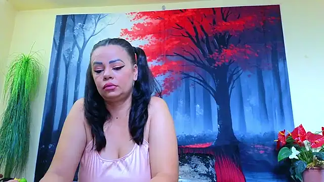 Snapshot of ElizabethEven chatting on October 5, 2025, 7:56 pm ElizabethEven online show from October 5, 2025, 7:56 pm