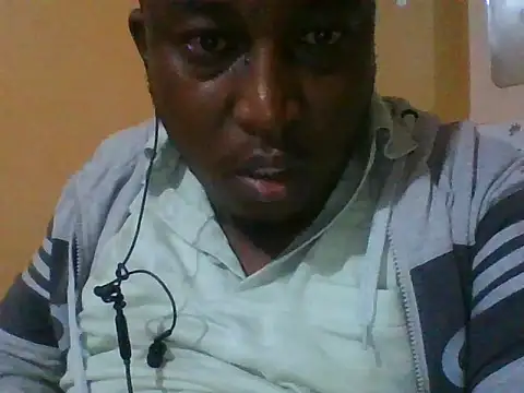 honeyswit online show from October 9, 2025, 10:08 pm