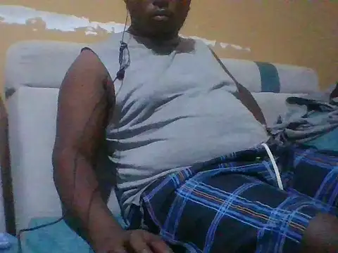 honeyswit online show from November 3, 2025, 10:32 pm