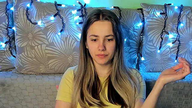 MaggieCake online show from February 21, 2026, 4:02 am