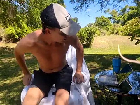 eliberator1777 online show from April 14, 2026, 3:29 pm