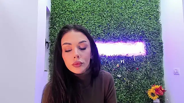 realhotfallingdevil online show from December 18, 2025, 5:35 am