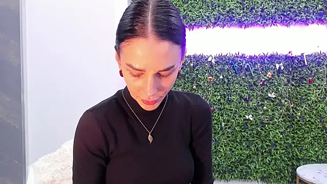 realhotfallingdevil online show from December 20, 2025, 7:26 am