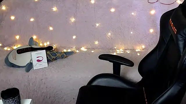 Ginger Stay online show from March 15, 2025, 9:30 am