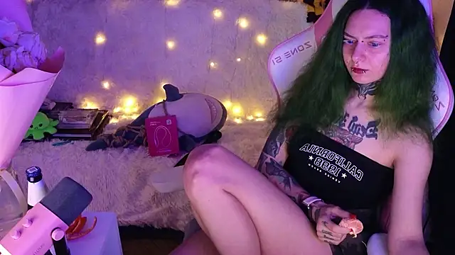 Ginger Stay online show from February 2, 2026, 1:10 pm