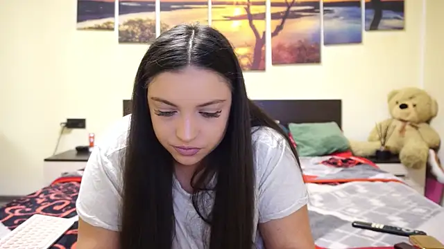 adelline online show from January 8, 2026, 9:50 pm