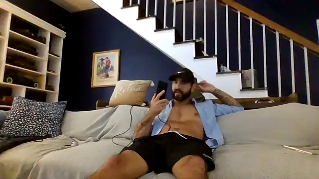 Snapshot of Itzmeebaby chatting on October 10, 2025, 6:40 pm Itzmeebaby online show from October 10, 2025, 6:40 pm