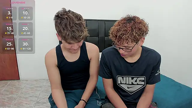 Snapshot of javieryalejandro chatting on December 4, 2025, 12:36 pm javieryalejandro online show from December 4, 2025, 12:36 pm