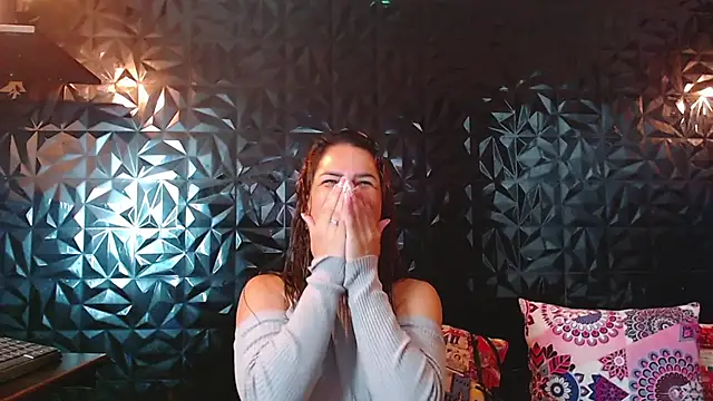 PINK  LOLA1 online show from February 4, 2026, 12:38 am