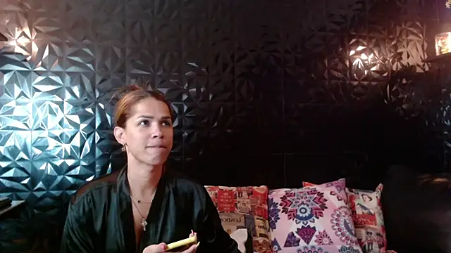 PINK  LOLA1 online show from March 2, 2026, 9:43 pm