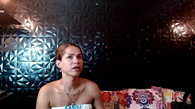 PINK  LOLA1 online show from March 4, 2026, 10:27 pm