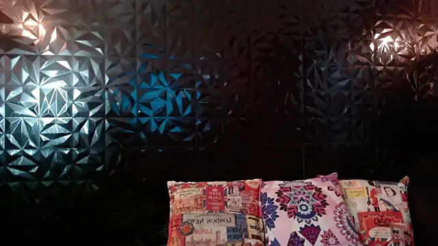 PINK  LOLA1 online show from March 31, 2026, 5:13 pm