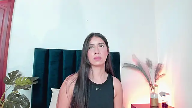 Snapshot of Christy_Sea chatting on October 16, 2025, 6:20 pm Christy Sea online show from October 16, 2025, 6:20 pm