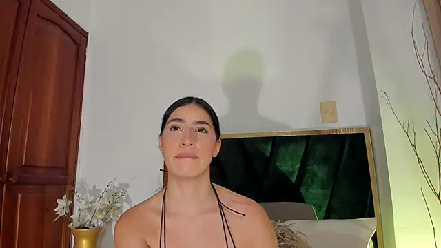 Snapshot of Christy_Sea chatting on October 24, 2025, 6:48 pm Christy Sea online show from October 24, 2025, 6:48 pm