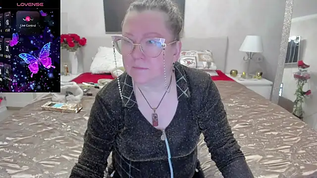 Snapshot of katysako chatting on January 24, 2025, 10:08 pm katysako online show from January 24, 2025, 10:08 pm