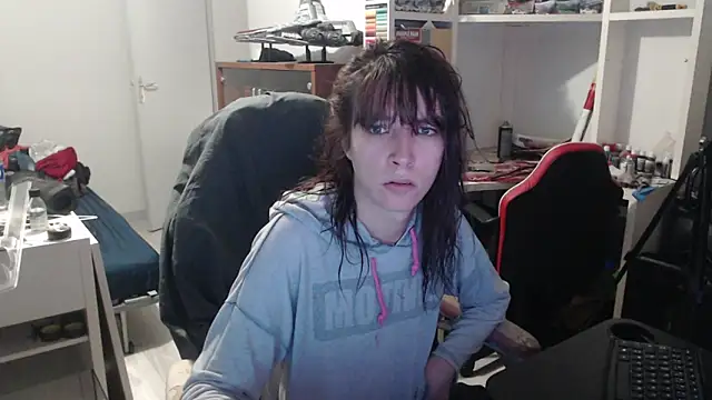 missthon0 online show from February 25, 2026, 12:37 pm