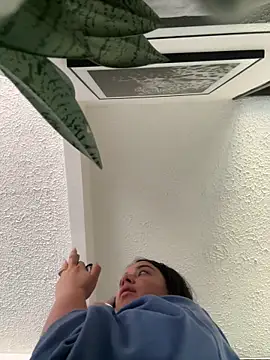 KallyMyller1 online show from February 17, 2026, 8:37 pm