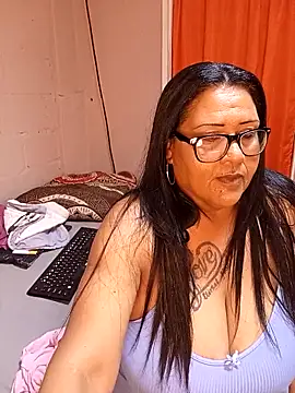 Snapshot of boobynatz chatting on November 7, 2025, 7:19 am boobynatz online show from November 7, 2025, 7:19 am