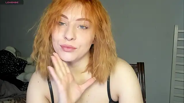 KindKristy online show from April 17, 2026, 4:59 am