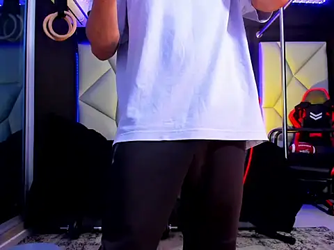 Aydenmiller96 online show from November 26, 2025, 1:34 pm