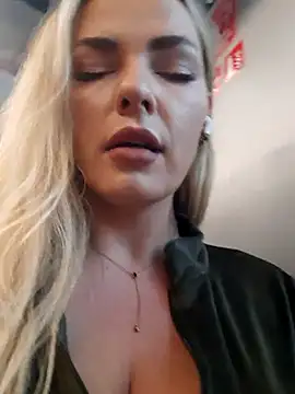 Dirtyfeelin online show from November 2, 2025, 5:21 am