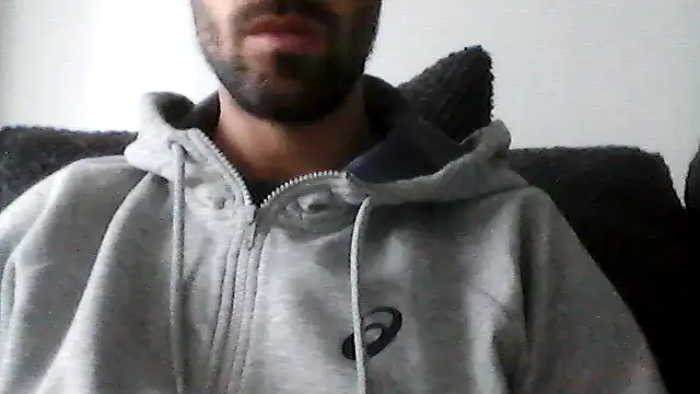 Snapshot of juju156111 chatting on October 12, 2025, 7:51 am juju156111 online show from October 12, 2025, 7:51 am