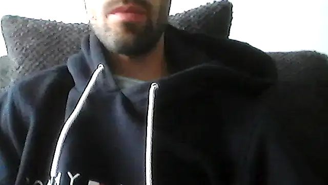 Snapshot of juju156111 chatting on October 24, 2025, 8:33 am juju156111 online show from October 24, 2025, 8:33 am