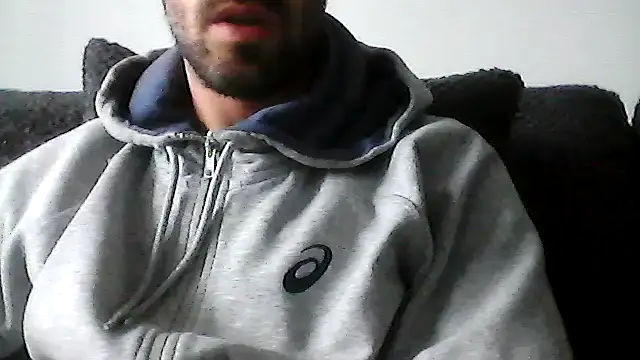 Snapshot of juju156111 chatting on October 30, 2025, 9:44 am juju156111 online show from October 30, 2025, 9:44 am