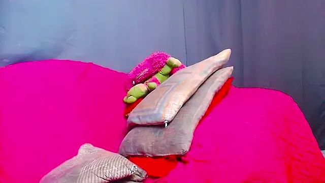 Snapshot of KataleyaCollins chatting on March 21, 2025, 9:12 pm KataleyaCollins online show from March 21, 2025, 9:12 pm