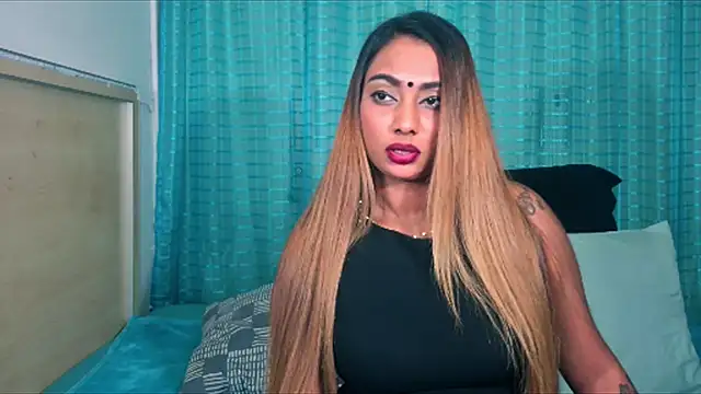 Snapshot of sexyindianchic chatting on May 18, 2026, 6:36 pm sexyindianchic online show from May 18, 2026, 6:36 pm