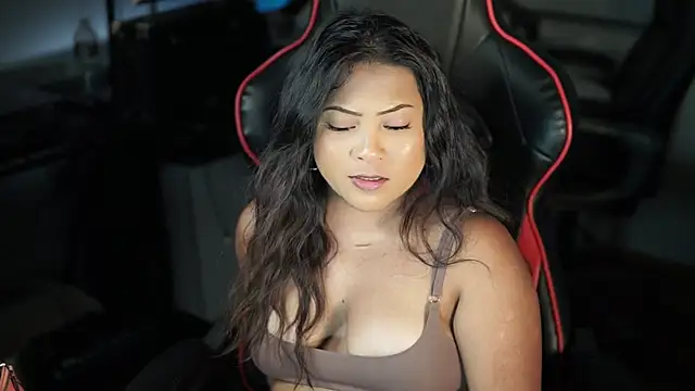 Bubbleliyah online show from December 5, 2024, 10:56 pm