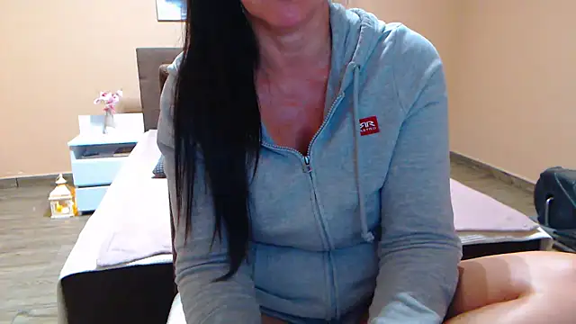 Gia888888 online show from December 3, 2024, 12:57 am