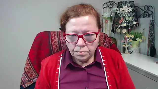 Adelewildx online show from November 19, 2025, 4:23 am