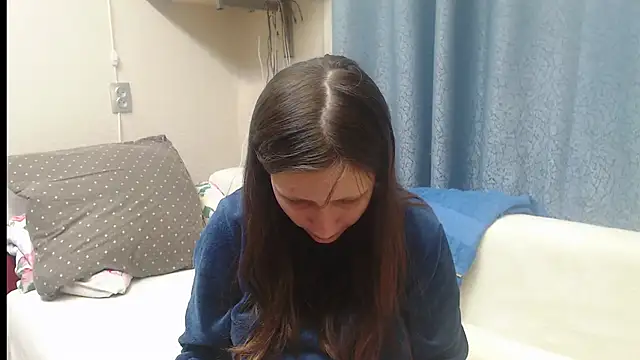 Snapshot of alisacucumber chatting on January 12, 2025, 7:21 pm alisacucumber online show from January 12, 2025, 7:21 pm