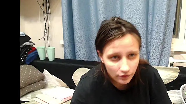 Snapshot of alisacucumber chatting on February 18, 2025, 7:19 pm alisacucumber online show from February 18, 2025, 7:19 pm