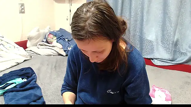 Snapshot of alisacucumber chatting on September 20, 2025, 6:42 pm alisacucumber online show from September 20, 2025, 6:42 pm