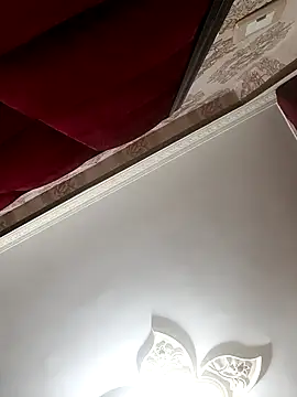 Snapshot of Popzbo chatting on December 4, 2025, 3:27 am Popzbo online show from December 4, 2025, 3:27 am