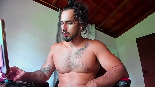 Snapshot of Baky_sexy chatting on November 11, 2025, 3:56 pm Baky sexy online show from November 11, 2025, 3:56 pm