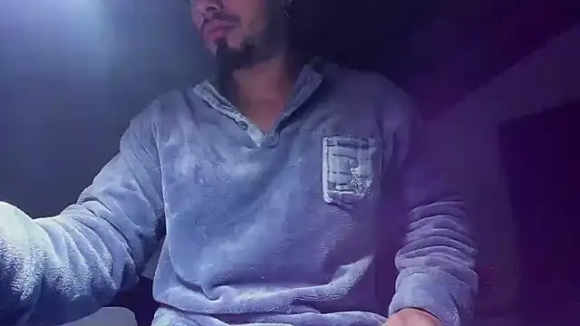 Snapshot of Baky_sexy chatting on November 20, 2025, 9:53 am Baky sexy online show from November 20, 2025, 9:53 am