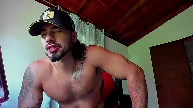 Snapshot of Baky_sexy chatting on December 4, 2025, 2:04 pm Baky sexy online show from December 4, 2025, 2:04 pm